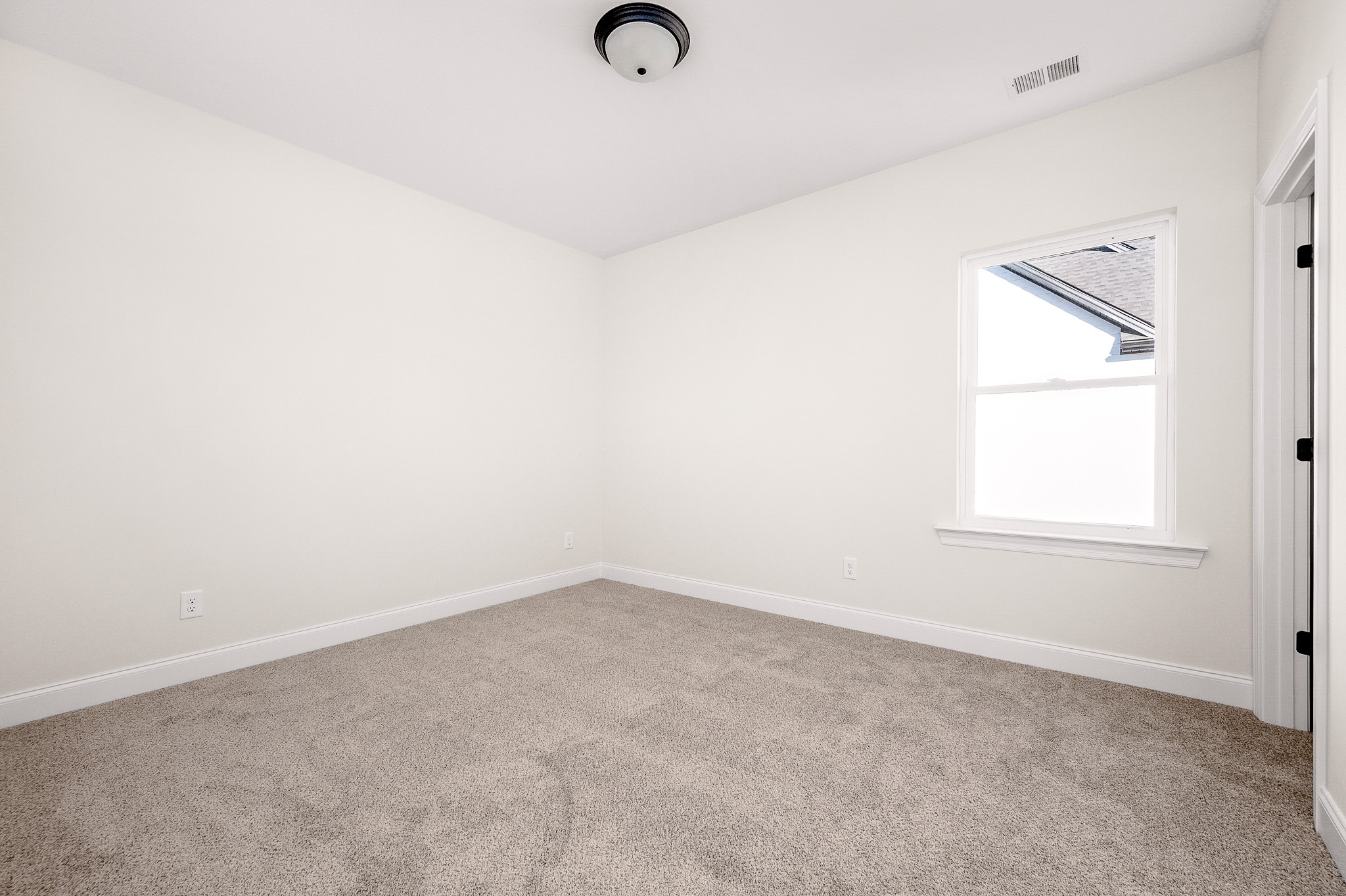 4209 McCown Way Murfreesboro, TN 37127 - Photo 24 of 29 an empty room with a window
