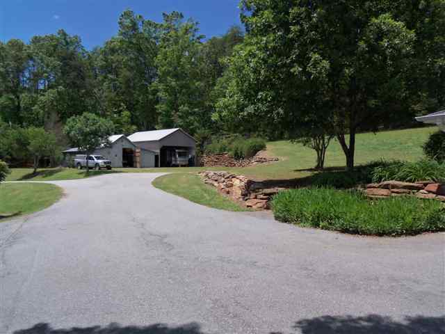 1122 East Preston McDaniel Road Pickens, SC 29671 - Photo 8 of 24