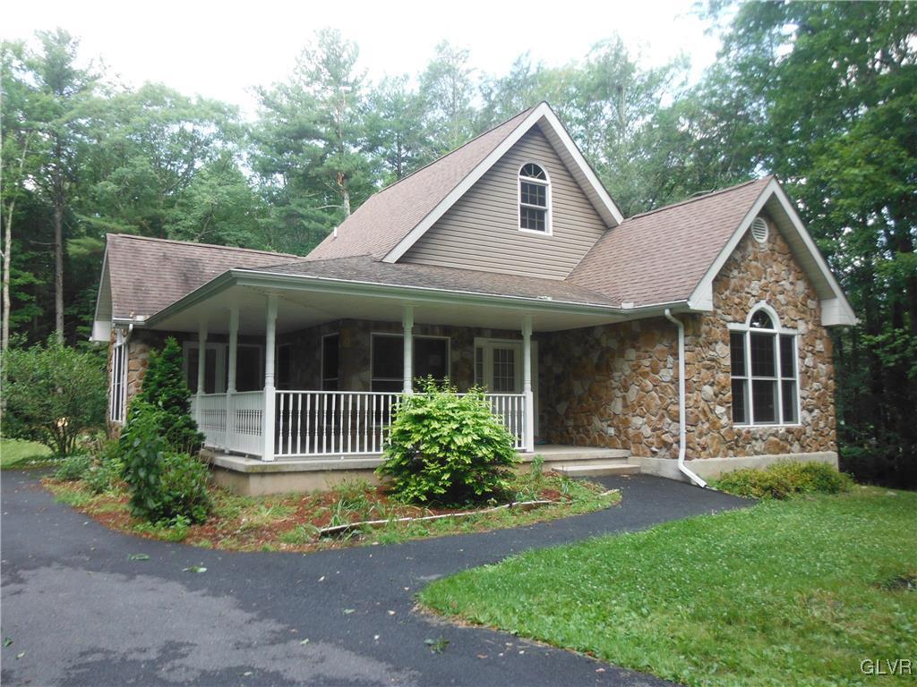 628 Sunset Road Stroudsburg, PA 18360 - Photo 1 of 36 Gallery Image 1