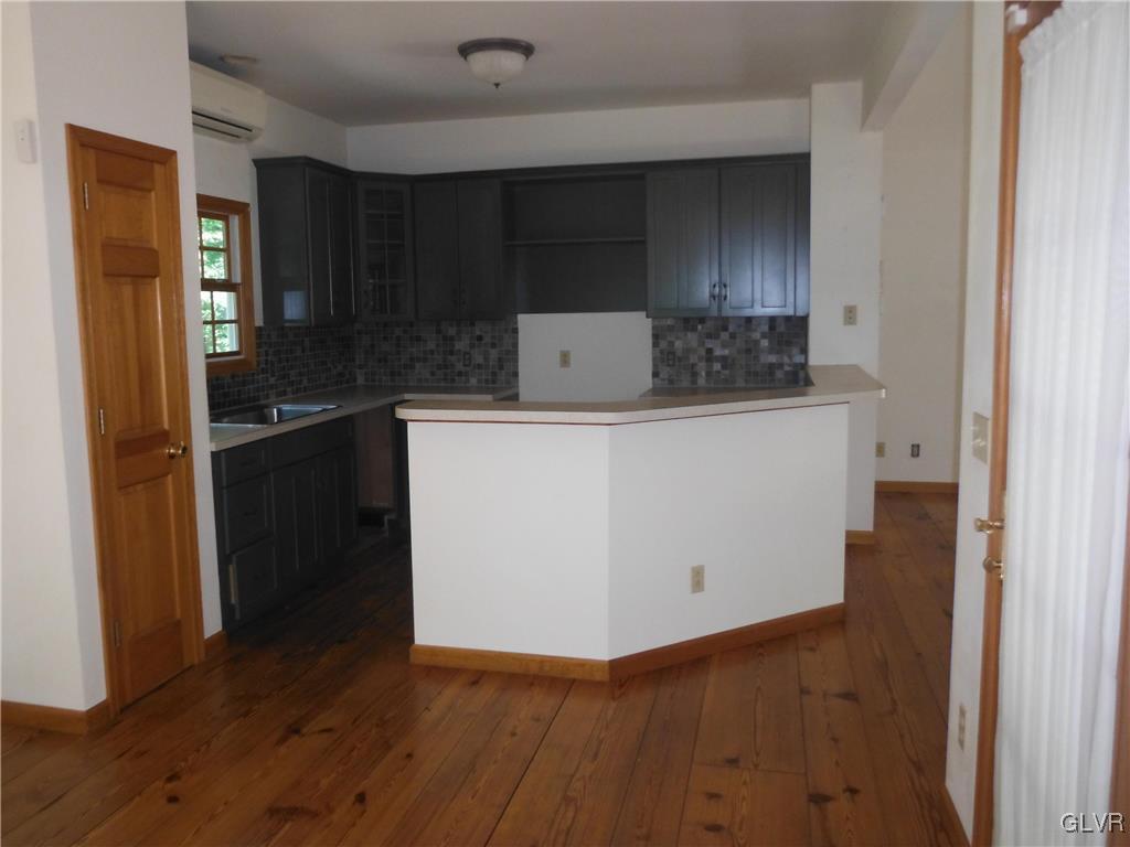 628 Sunset Road Stroudsburg, PA 18360 - Photo 13 of 36 Gallery Image 13
