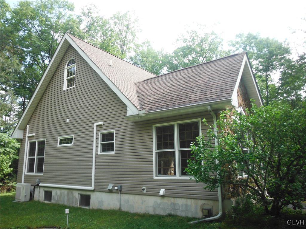 628 Sunset Road Stroudsburg, PA 18360 - Photo 5 of 36 Gallery Image 5