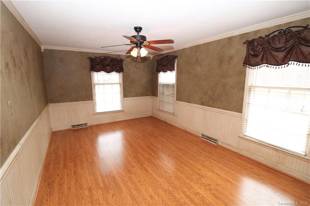 517 Holiday Road Gastonia, NC 28054 - Photo 13 of 38 Gallery Image 13