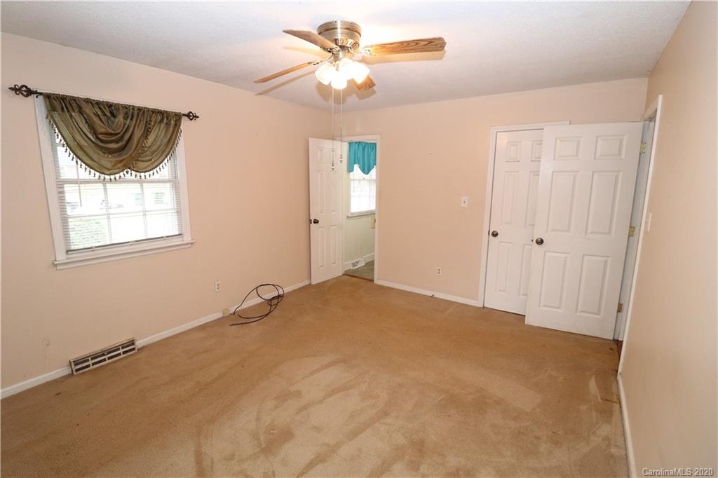 517 Holiday Road Gastonia, NC 28054 - Photo 17 of 38 Gallery Image 17
