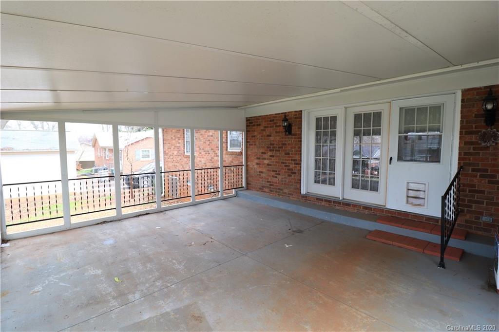 517 Holiday Road Gastonia, NC 28054 - Photo 30 of 38 Gallery Image 30