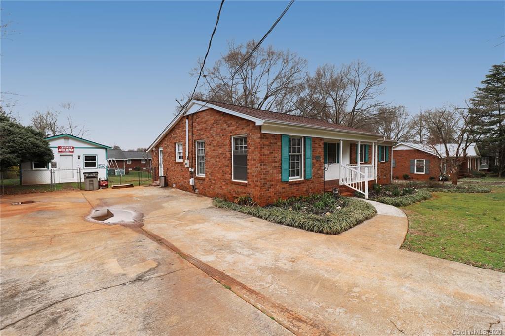 517 Holiday Road Gastonia, NC 28054 - Photo 36 of 38 Gallery Image 36