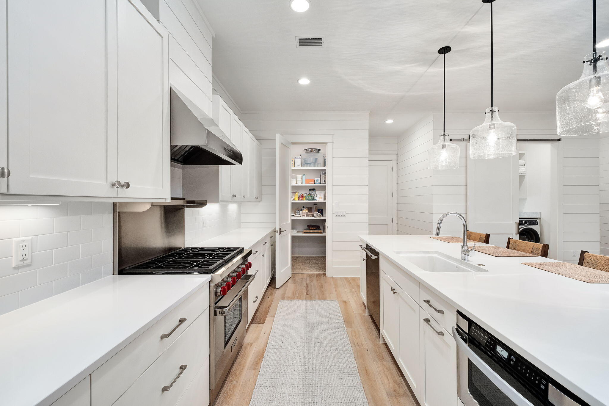 133 Heartwood St Inlet Beach Inlet Beach, FL 32461 - Photo 11 of 20 Image #11 | Modern kitchen
