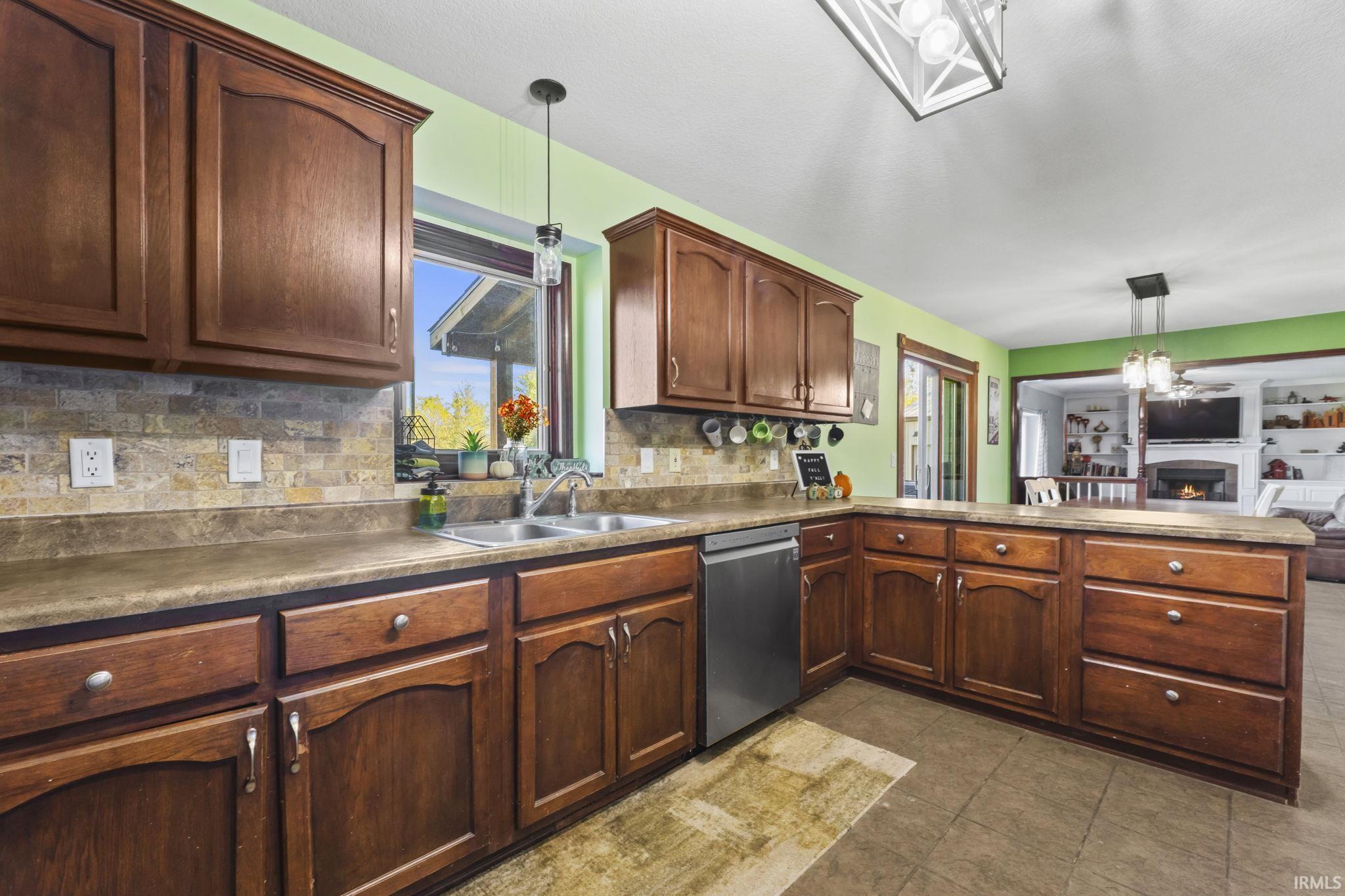 17411 Indianapolis Road Yoder, IN 46798 - Photo 12 of 34