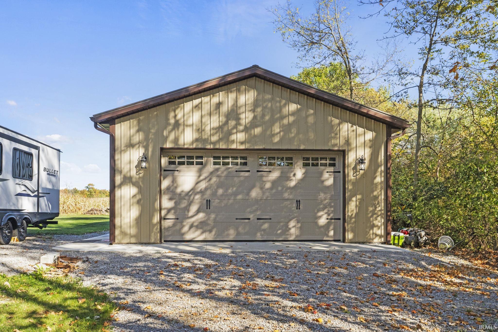 17411 Indianapolis Road Yoder, IN 46798 - Photo 3 of 34