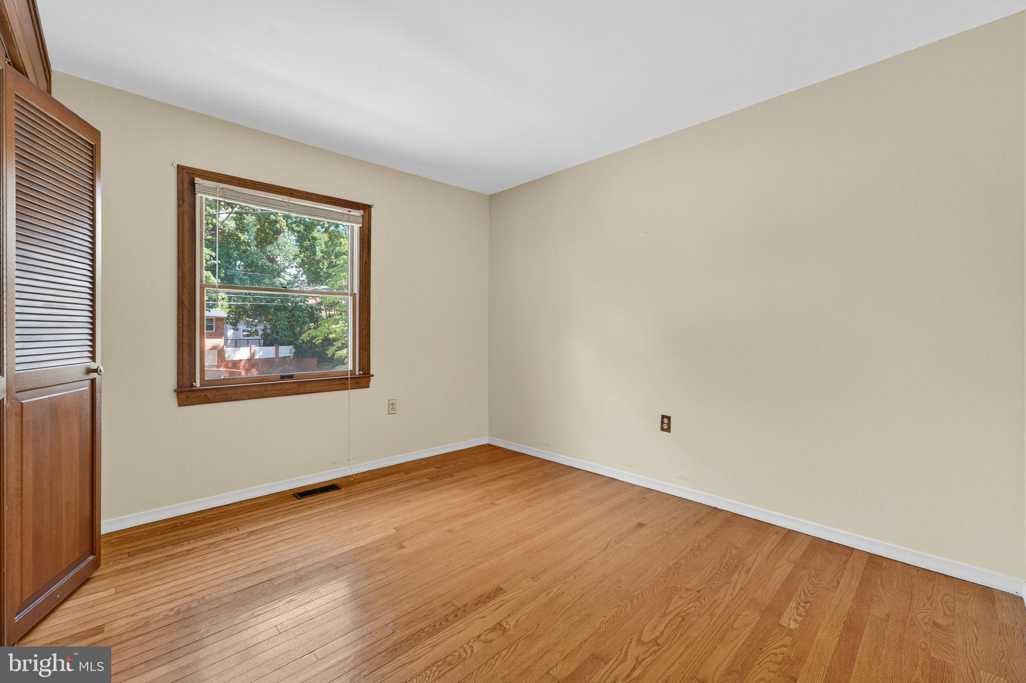 107 Roszel Road Winchester, VA 22601 - Photo 47 of 87 Bedroom 3