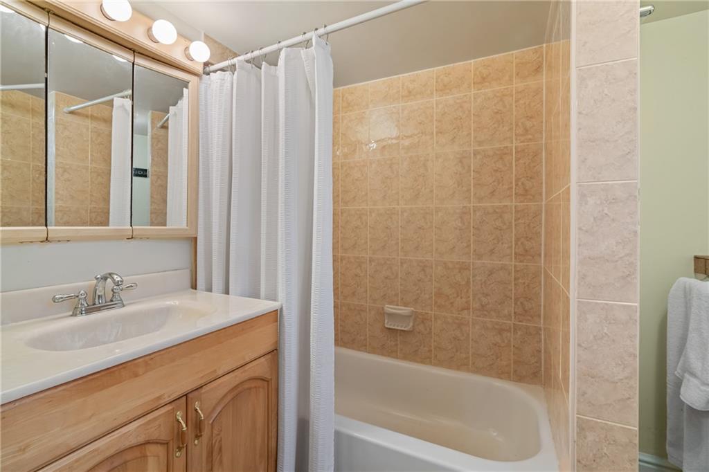 403 Filmore Road Pittsburgh, PA 15221 - Photo 30 of 35 2nd full bathroom located in the basement.