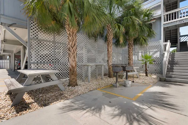 $199,000 | 627 North Waccamaw Drive, Unit 105B, Murrells Inlet, SC 29576