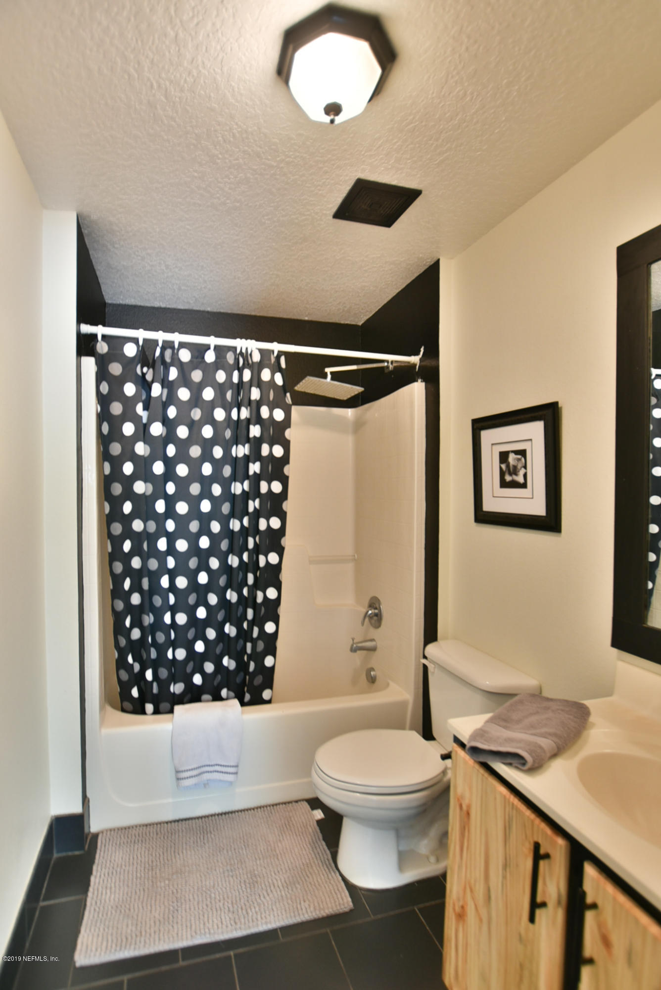 10491 Autumn Trace Road Jacksonville, FL 32257 - Photo 19 of 29 Master Bathroom