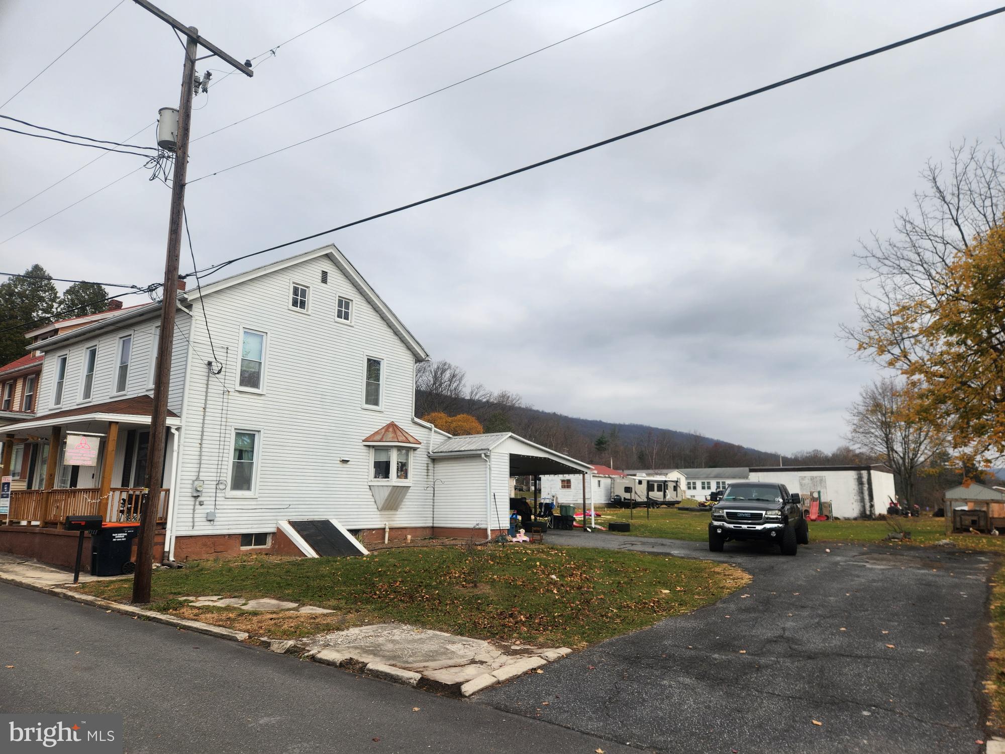 205 North Keystone Street Muir, PA 17957 - Photo 2 of 16 Gallery Image 2