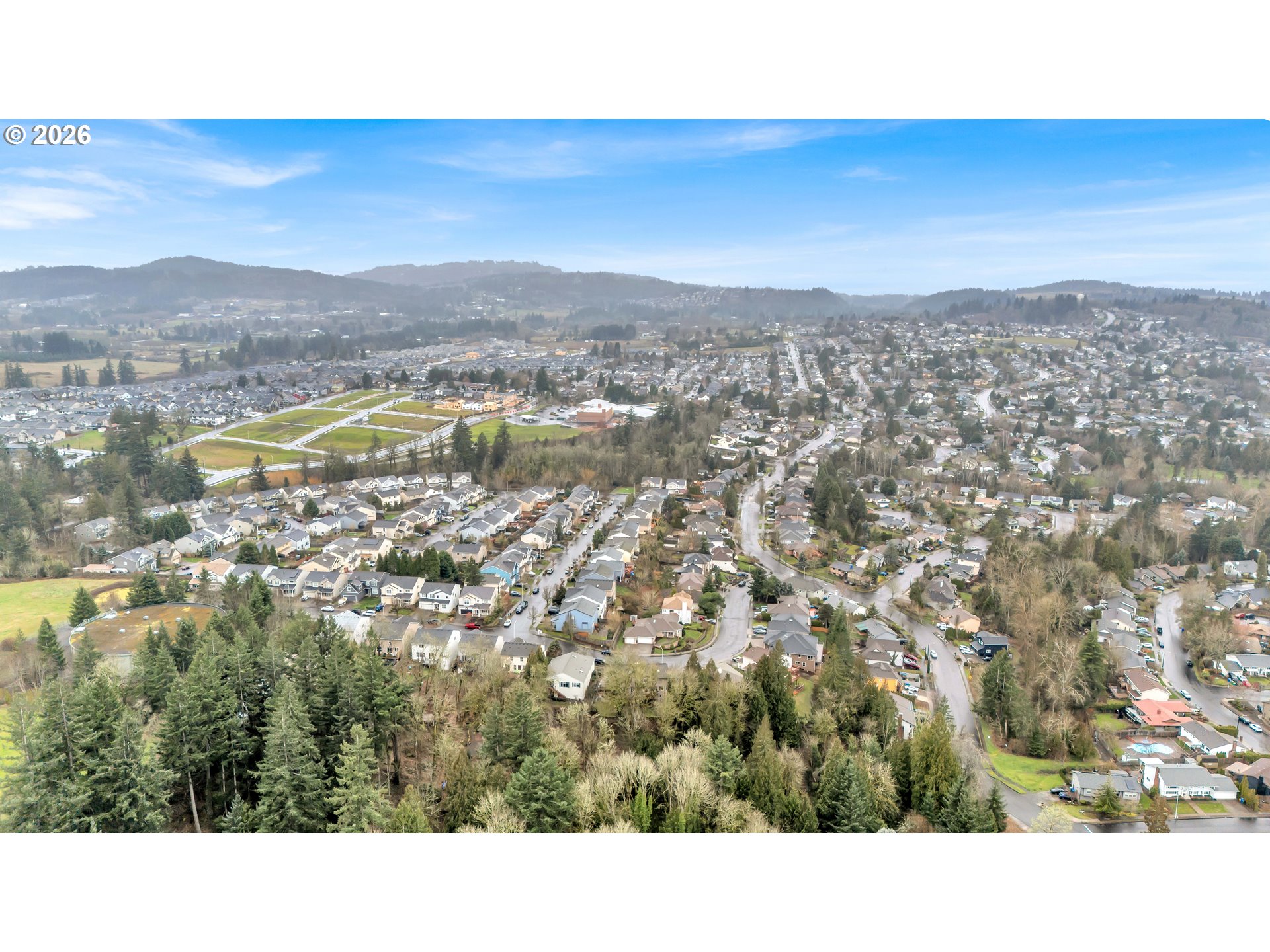 1320 Southwest 31st Street Gresham, OR 97080 - Photo 46 of 48 a view of city and mountain