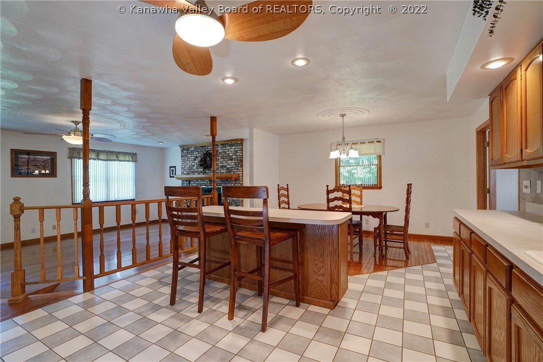 4755 Fire Creek Road Charleston, WV 25313 - Photo 10 of 30 Gallery Image 10