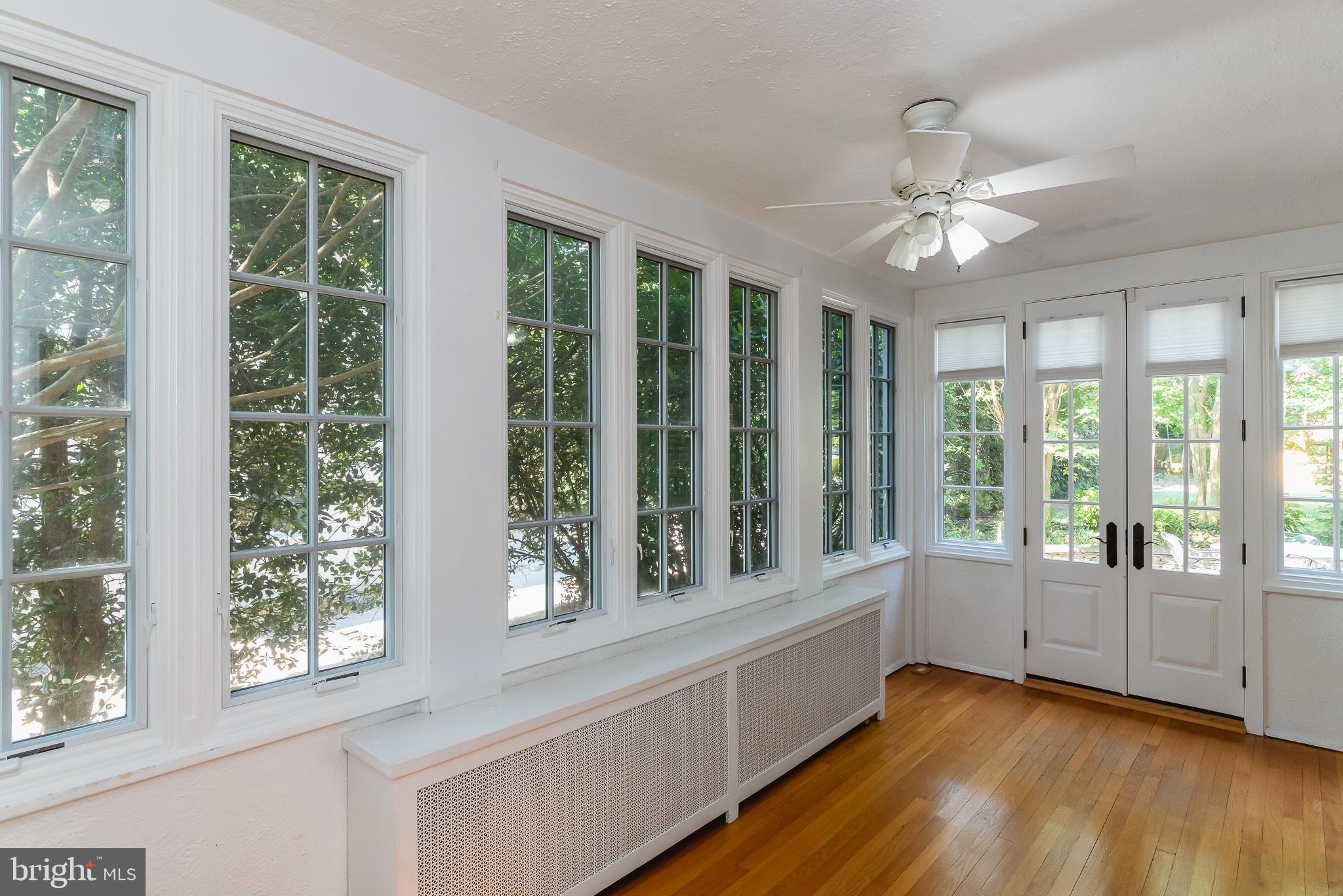 3806 Juniper Road Baltimore, MD 21218 - Photo 19 of 66 Florida/Sunroom.