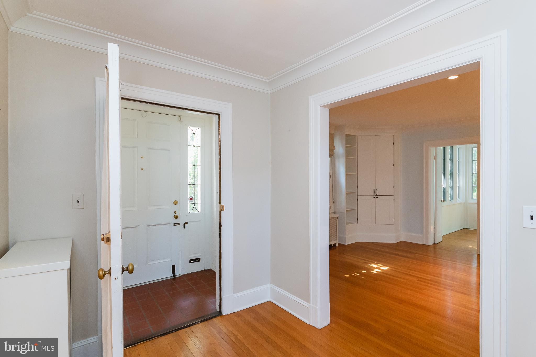 3806 Juniper Road Baltimore, MD 21218 - Photo 3 of 66 Vestibule.