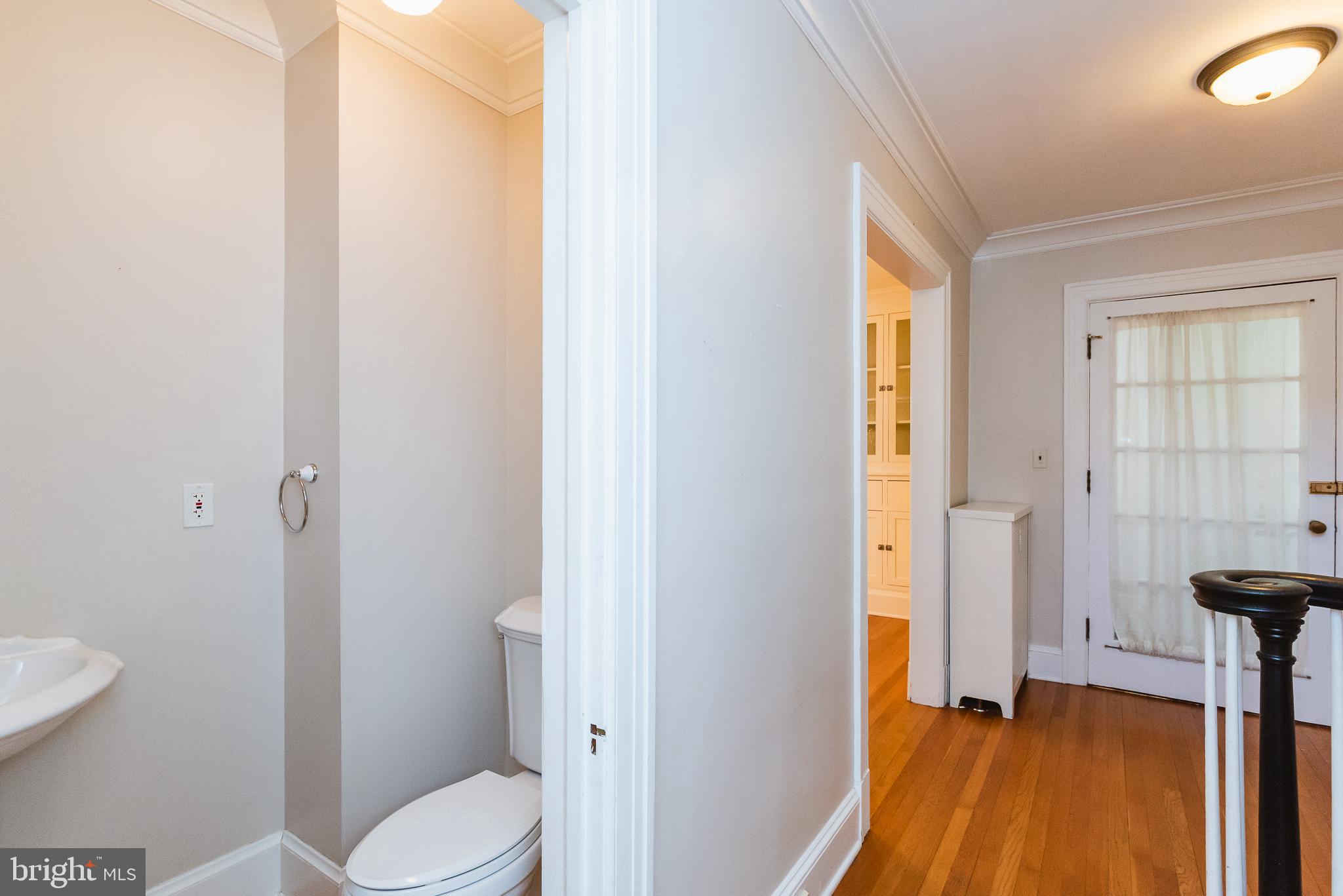 3806 Juniper Road Baltimore, MD 21218 - Photo 22 of 66 Foyer.