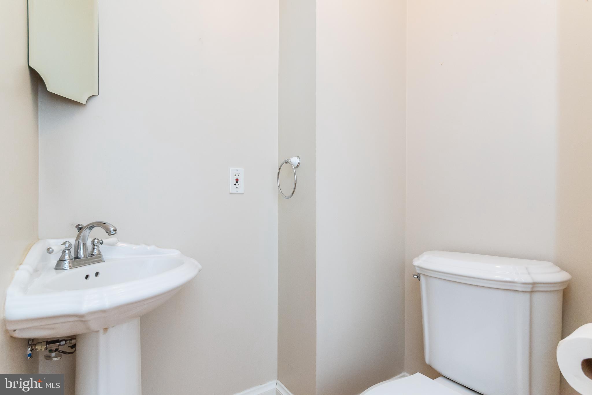 3806 Juniper Road Baltimore, MD 21218 - Photo 23 of 66 Main level powder room.