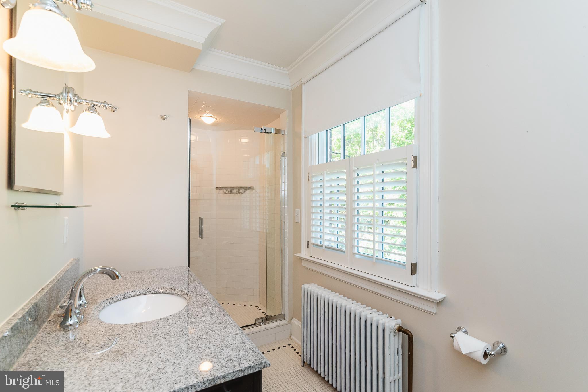 3806 Juniper Road Baltimore, MD 21218 - Photo 29 of 66 Primary bathroom.