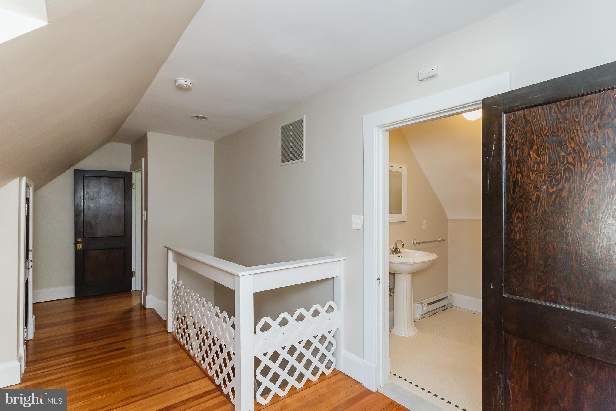 3806 Juniper Road Baltimore, MD 21218 - Photo 40 of 66 Upper level II full bath.