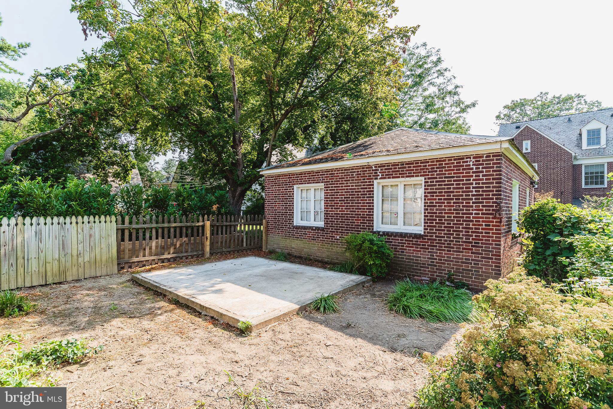 3806 Juniper Road Baltimore, MD 21218 - Photo 60 of 66 Two car detached garage.