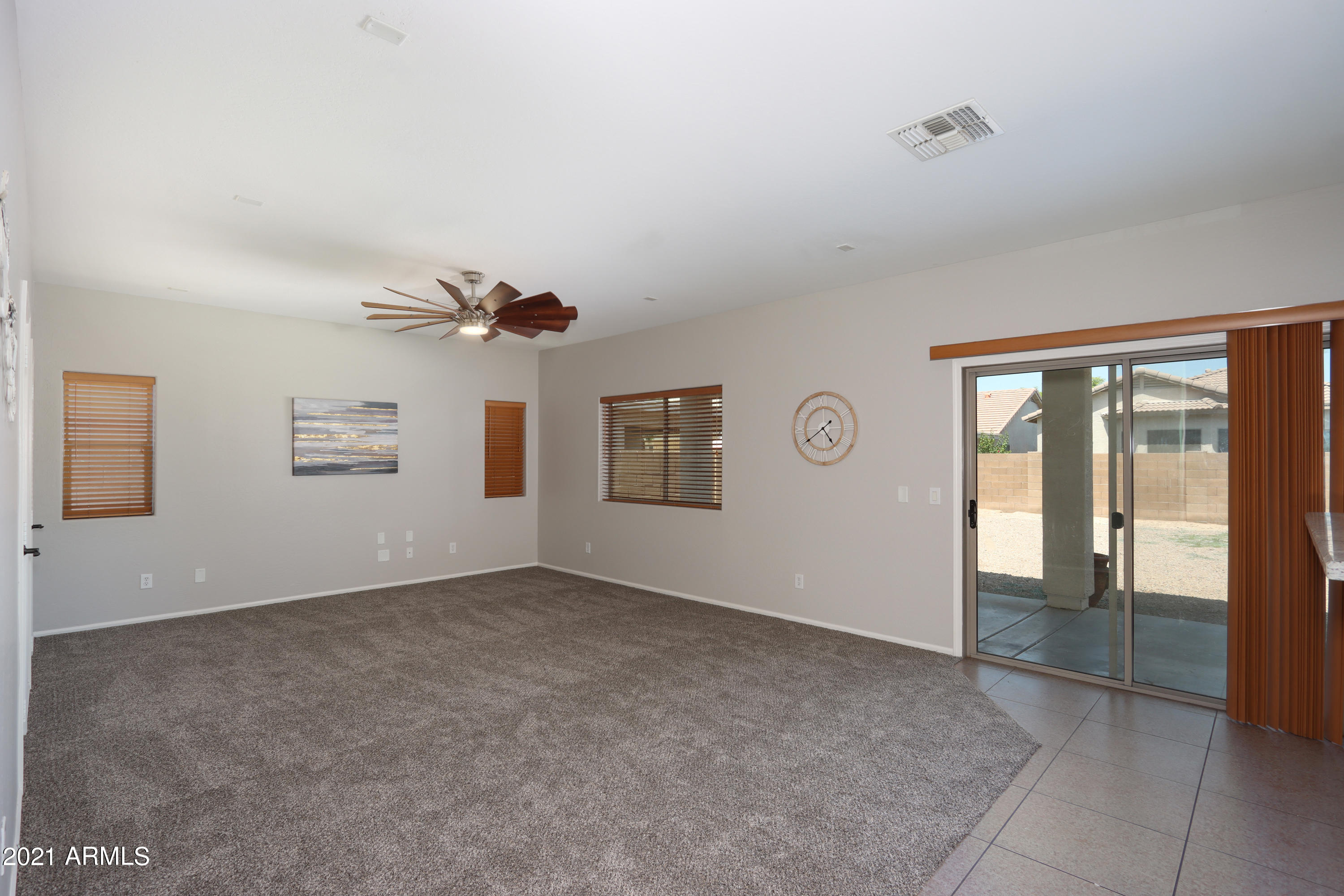 44768 West Sandhill Road Maricopa, AZ 85139 - Photo 13 of 32 12