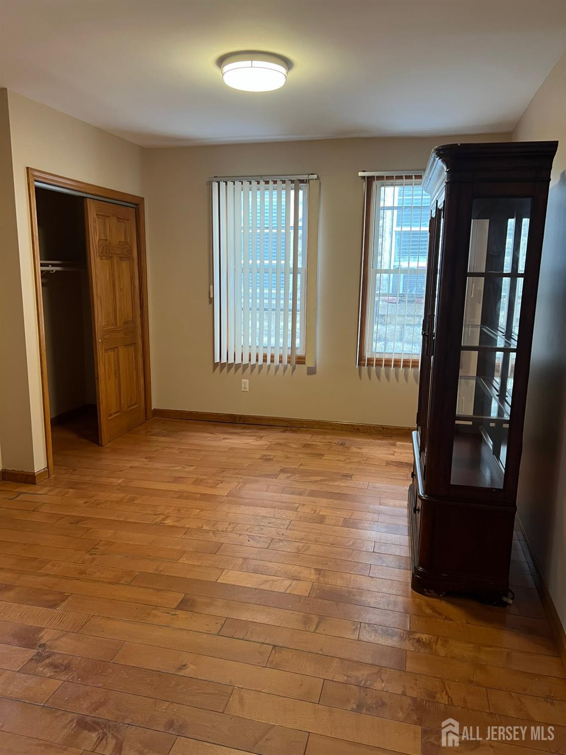 399 Park Avenue Perth Amboy, NJ 08861 - Photo 7 of 12