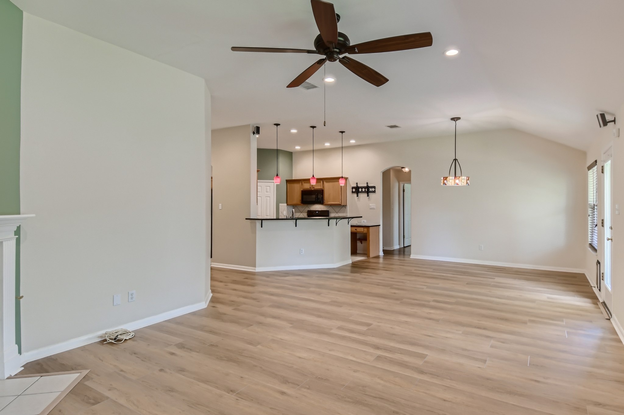 116 Copperwood Loop Round Rock, TX 78665 - Photo 7 of 27