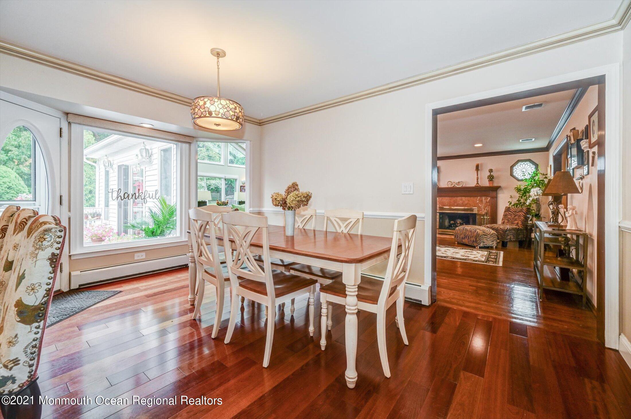 10 Shilling Road Manalapan, NJ 07726 - Photo 20 of 34 kitchen