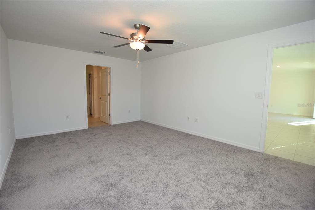 1940 Red Loop Lakeland, FL 33801 - Photo 12 of 35