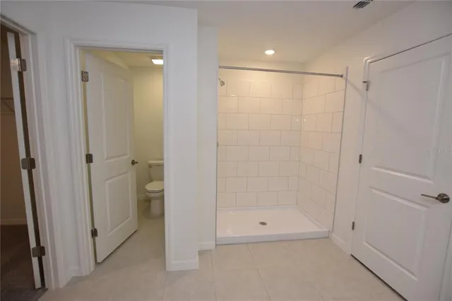 $2,060 | 1940 Red Loop, Lakeland, FL 33801