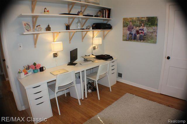 1737 Columbia Road Berkley, MI 48072 - Photo 8 of 20 Gallery Image 8