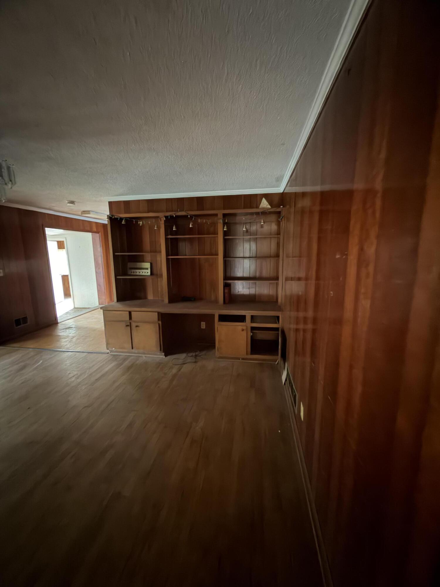 1976 Willow Swamp Road Norway, SC 29113 - Photo 13 of 36 Dining Room