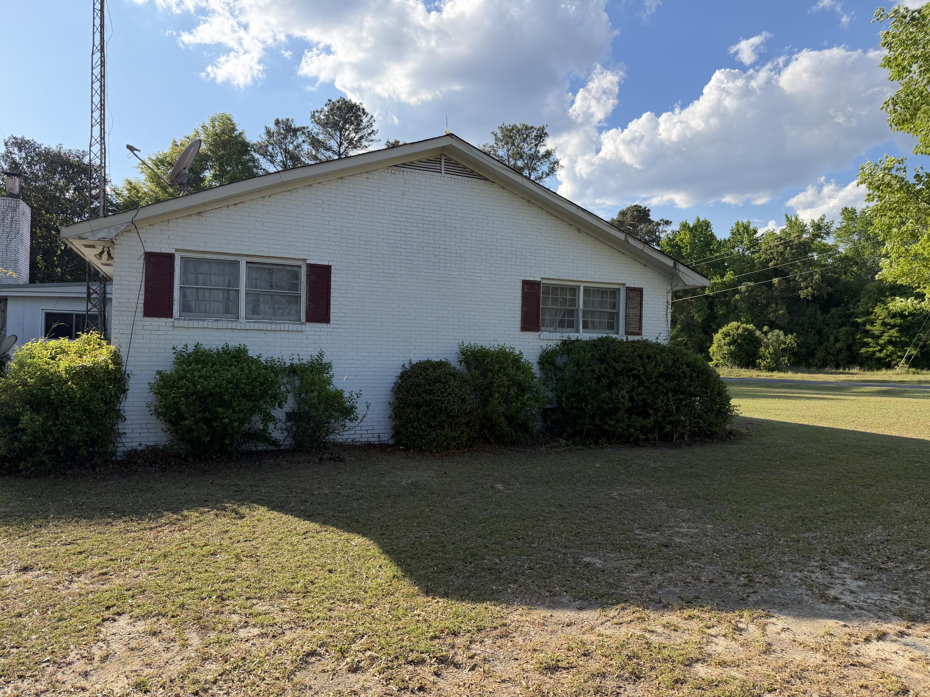 1976 Willow Swamp Road Norway, SC 29113 - Photo 36 of 36 Side Yard