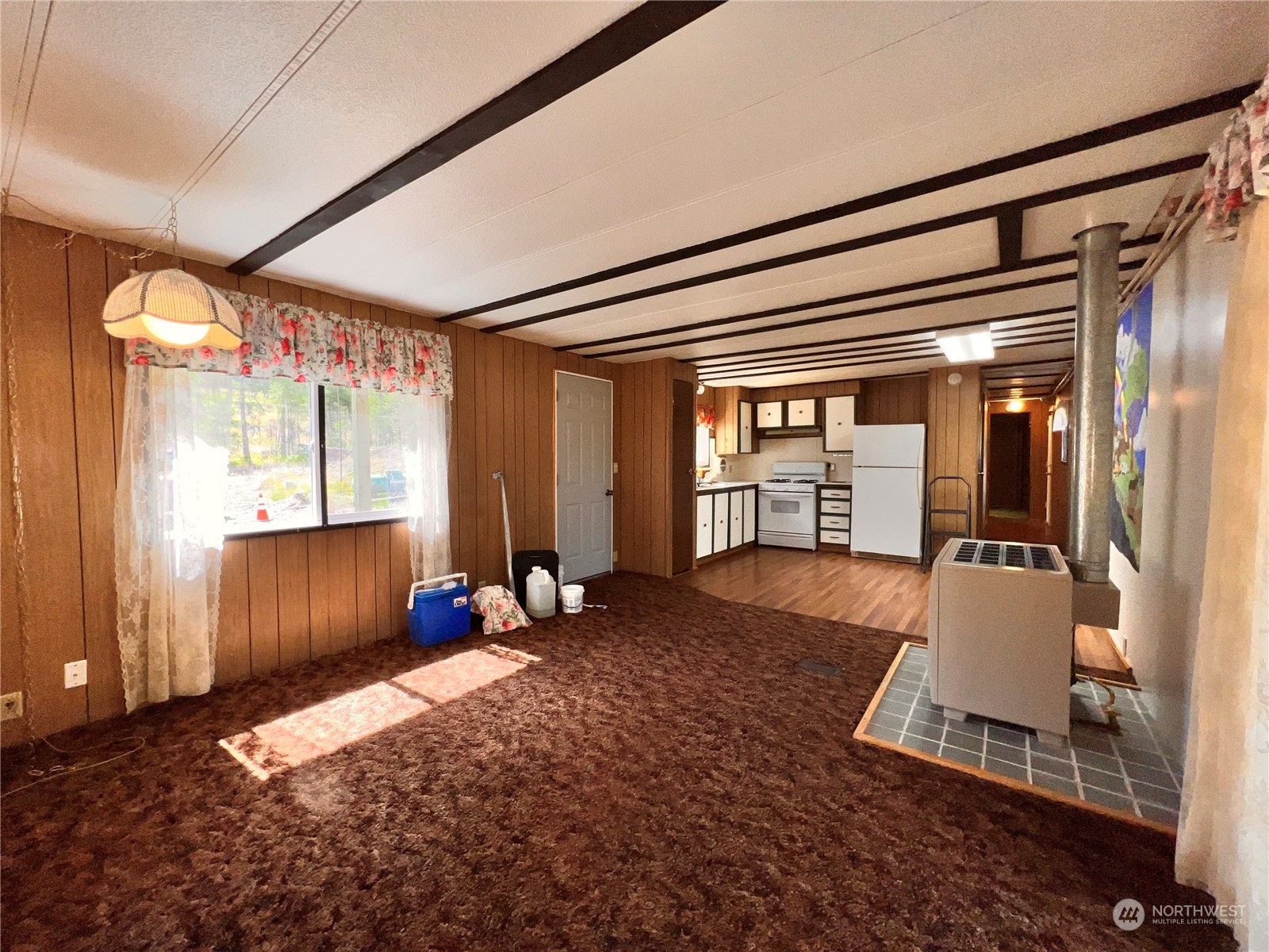 44 Vista Drive Republic, WA 99166 - Photo 7 of 28 a view of an empty room with a window