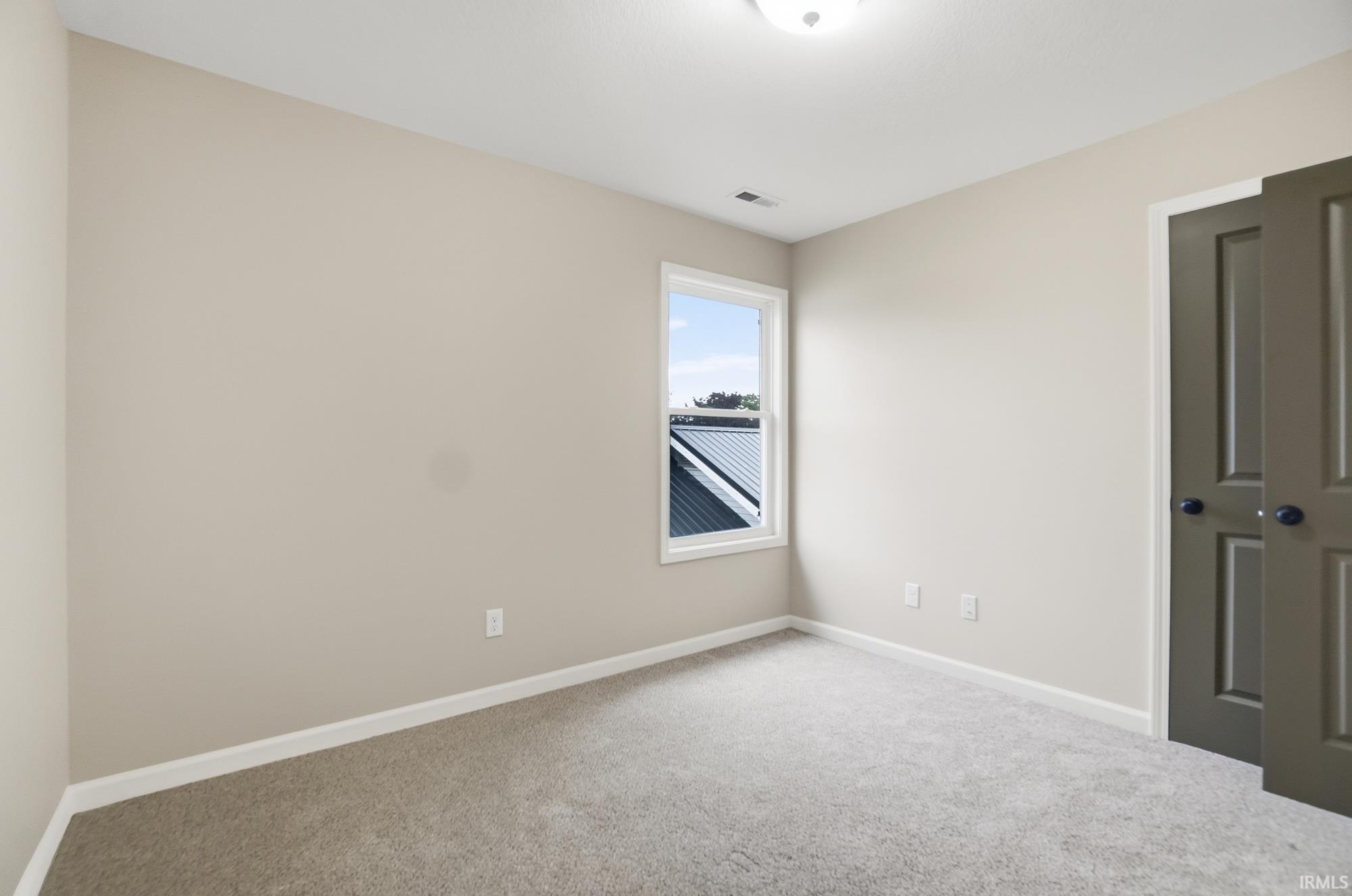 1626 Howell Street, Unit 201 Fort Wayne, IN 46808 - Photo 25 of 33