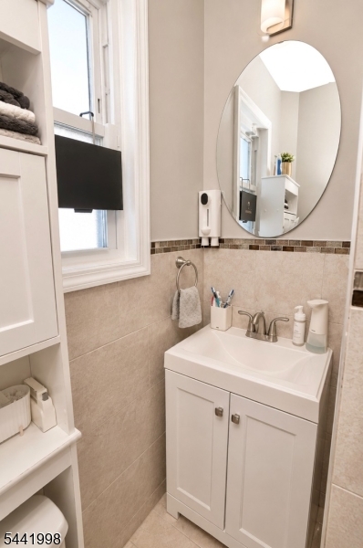11 Insley Avenue Rutherford, NJ 07070 - Photo 17 of 41