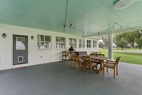 $575,000 | 7115 Port Road, Sulphur, LA 70665