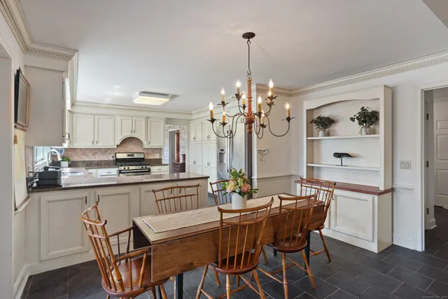 $939,900 | 1 Lighthouse Lane, Old Saybrook, CT 06475