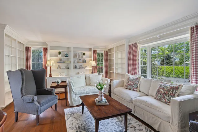 $939,900 | 1 Lighthouse Lane, Old Saybrook, CT 06475