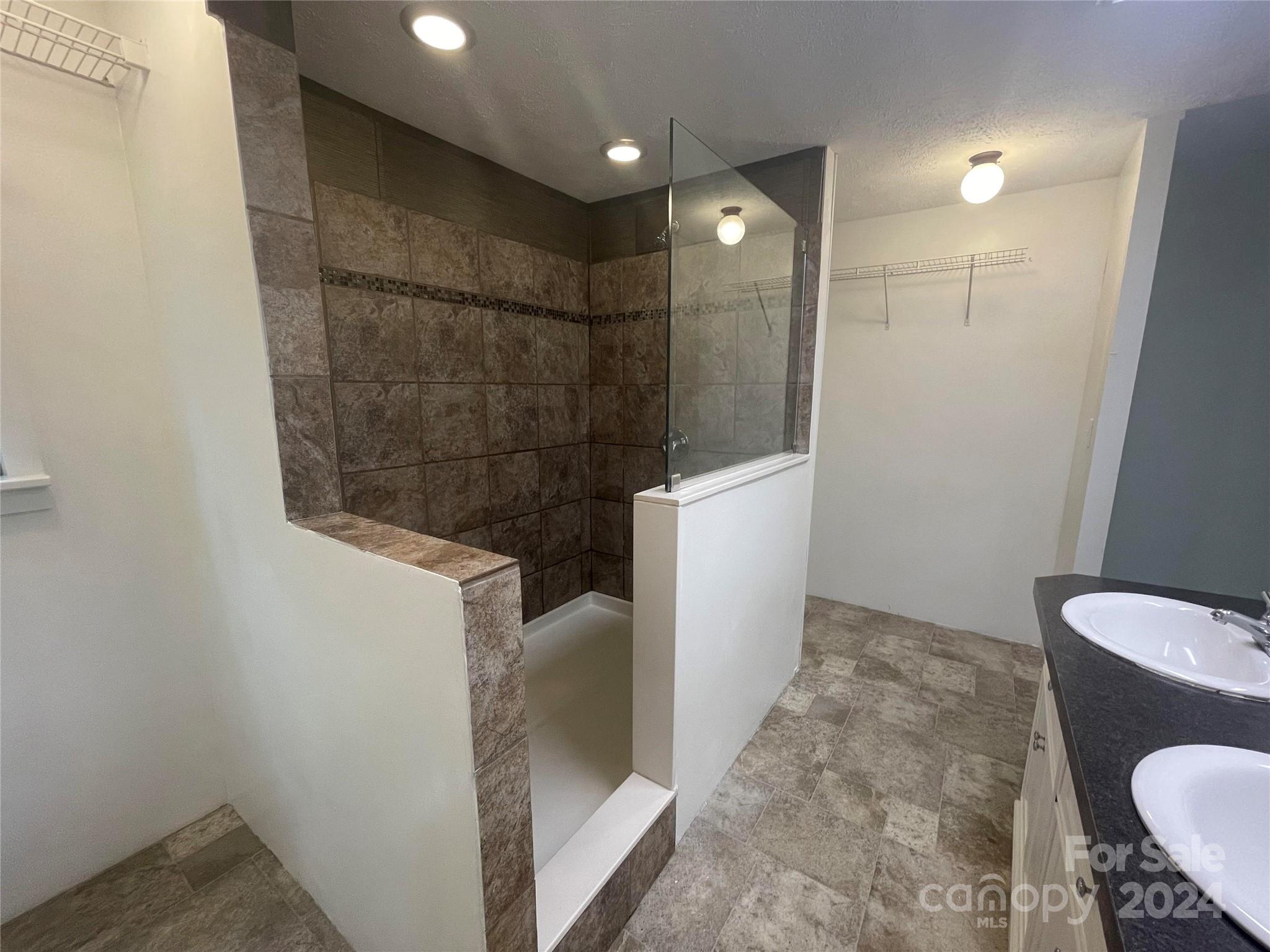 30 Rr 1 Fletcher, NC 28732 - Photo 19 of 31 Gallery Image 19