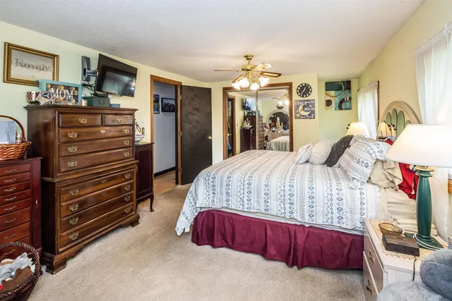 $1,200,000 | 233 Squires Road, Manchester, VT 05255