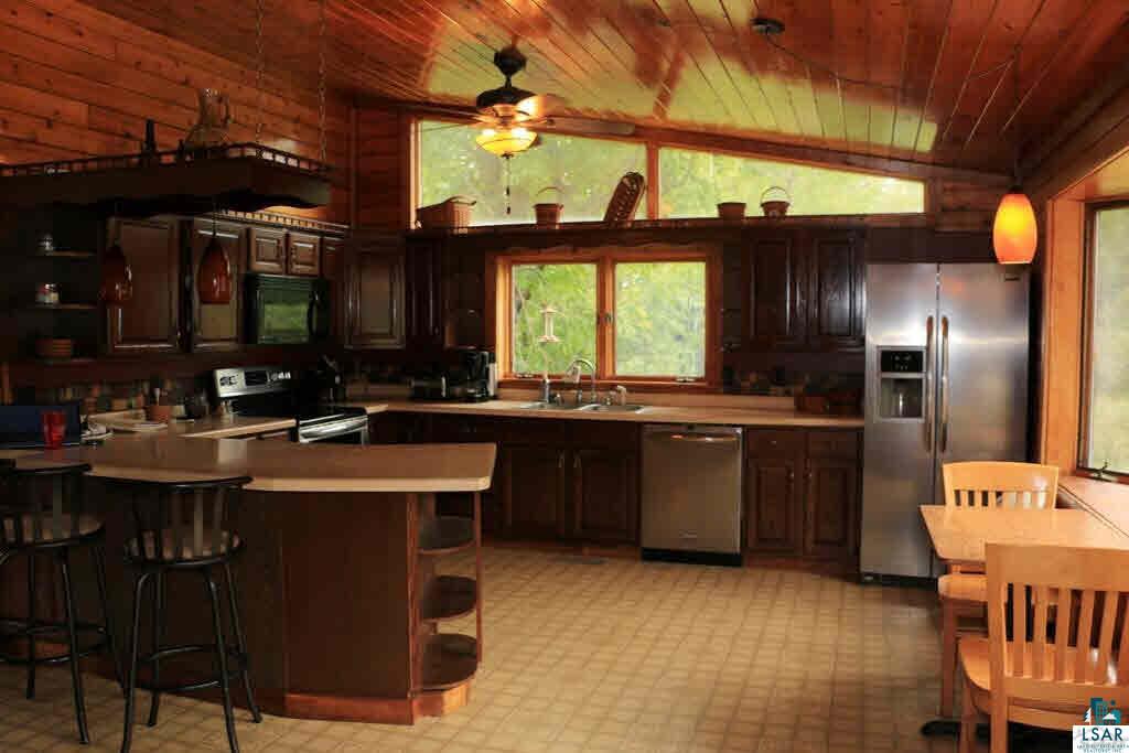 8506 East Spaulding Road South Range, WI 54874 - Photo 4 of 25