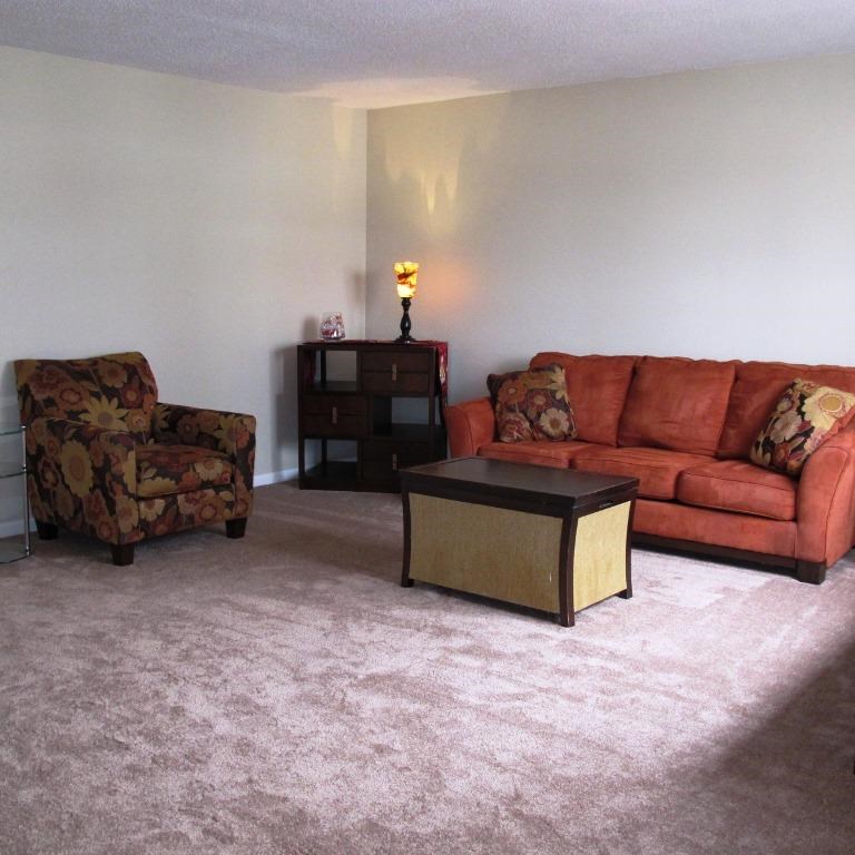 1082 Springwater Road Kokomo, IN 46902 - Photo 3 of 18