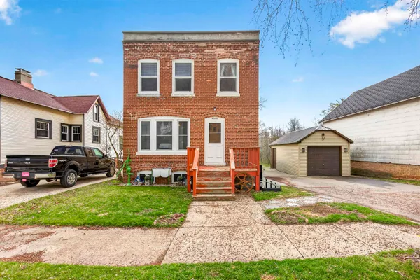 $199,900 | W5642 Fahrenkrug Street, Nichols, WI 54152