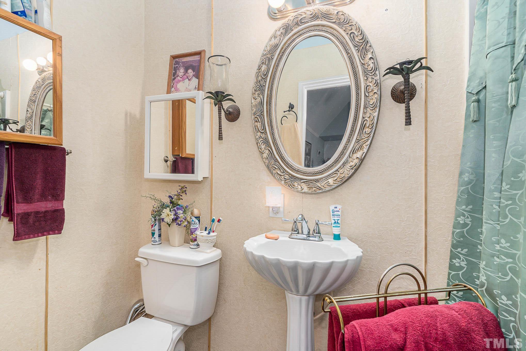 102 Harrison Road Clayton, NC 27527 - Photo 17 of 30 Gallery Image 17