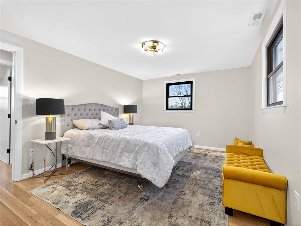 38 Brandley Road Watertown, MA 02472 - Photo 11 of 20