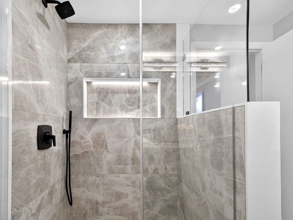 38 Brandley Road Watertown, MA 02472 - Photo 14 of 20