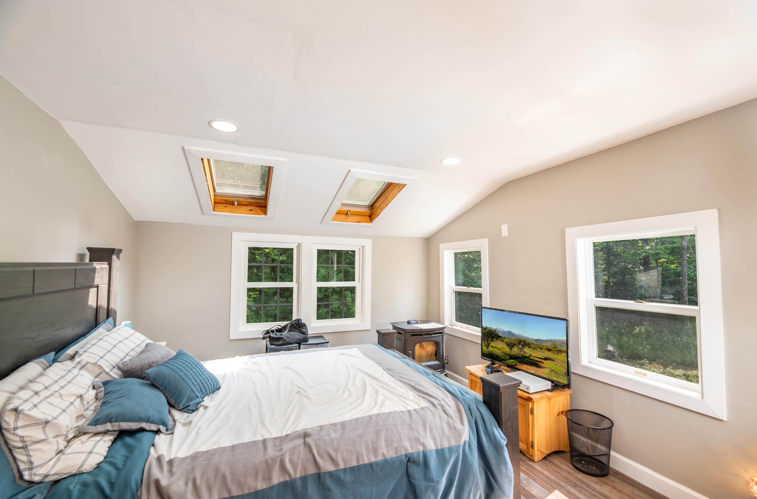 339 Bailey Hill Road Farmington, ME 04938 - Photo 14 of 22 Interior2